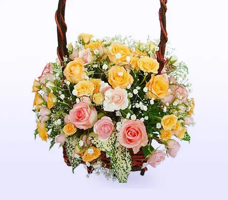 Mixed Roses Basket