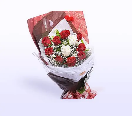 Red Roses And White Roses Beauty